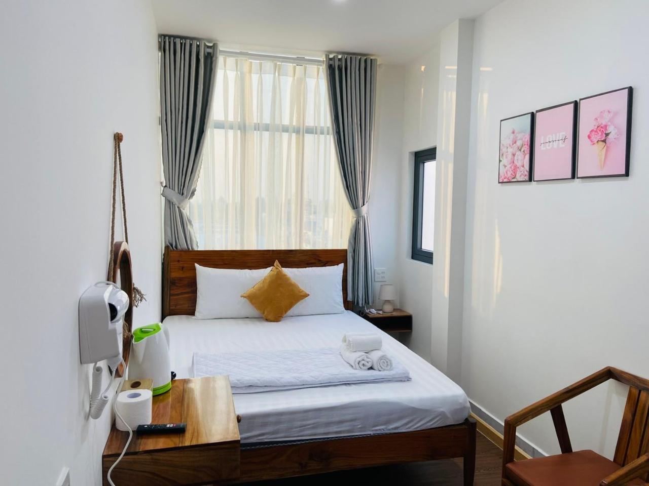 Hero Hostel & Billiards Чау Док Екстериор снимка