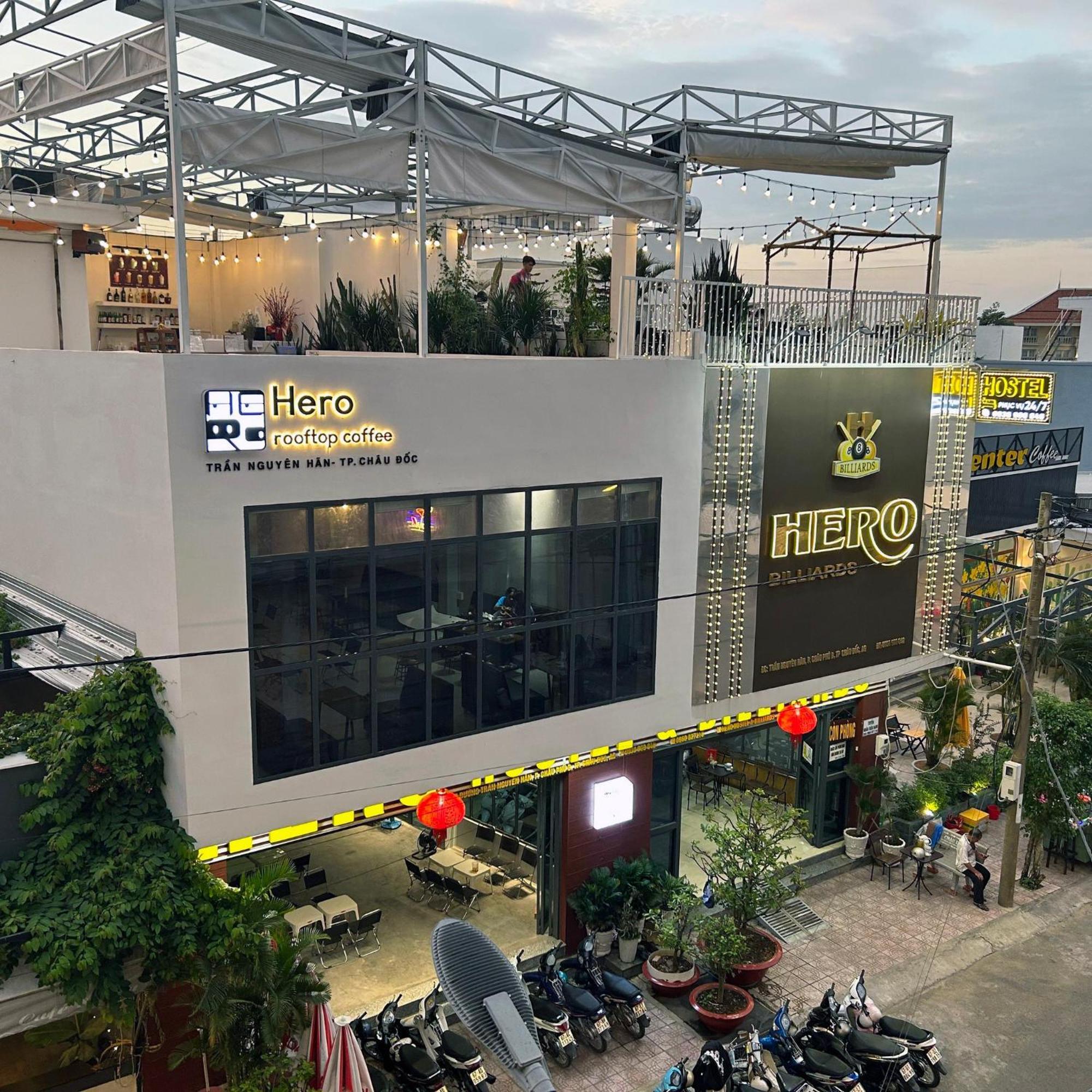 Hero Hostel & Billiards Чау Док Екстериор снимка