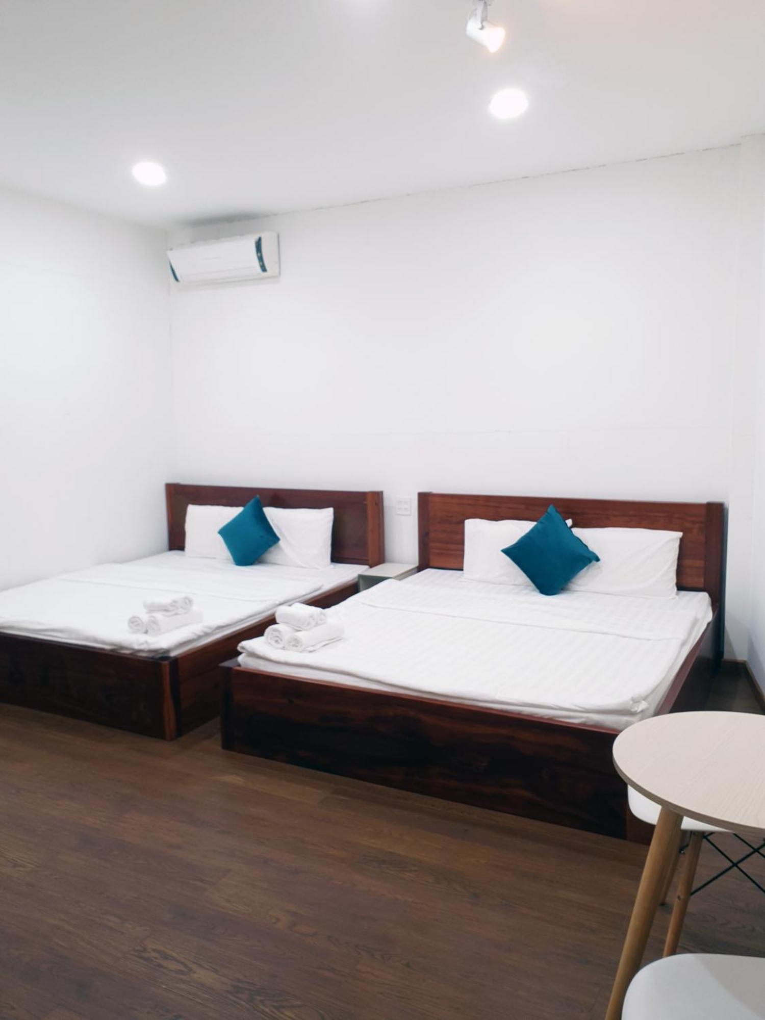 Hero Hostel & Billiards Чау Док Екстериор снимка