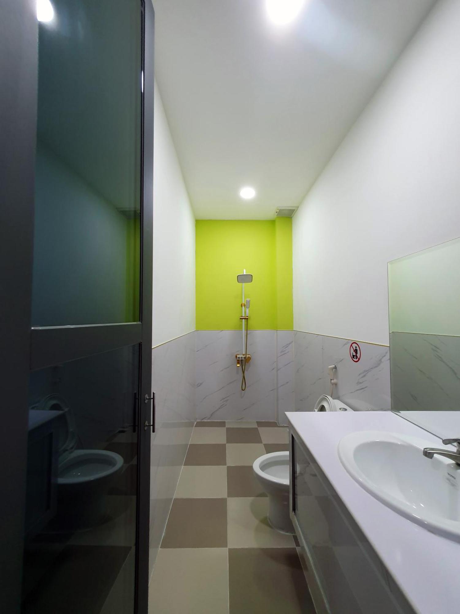 Hero Hostel & Billiards Чау Док Екстериор снимка